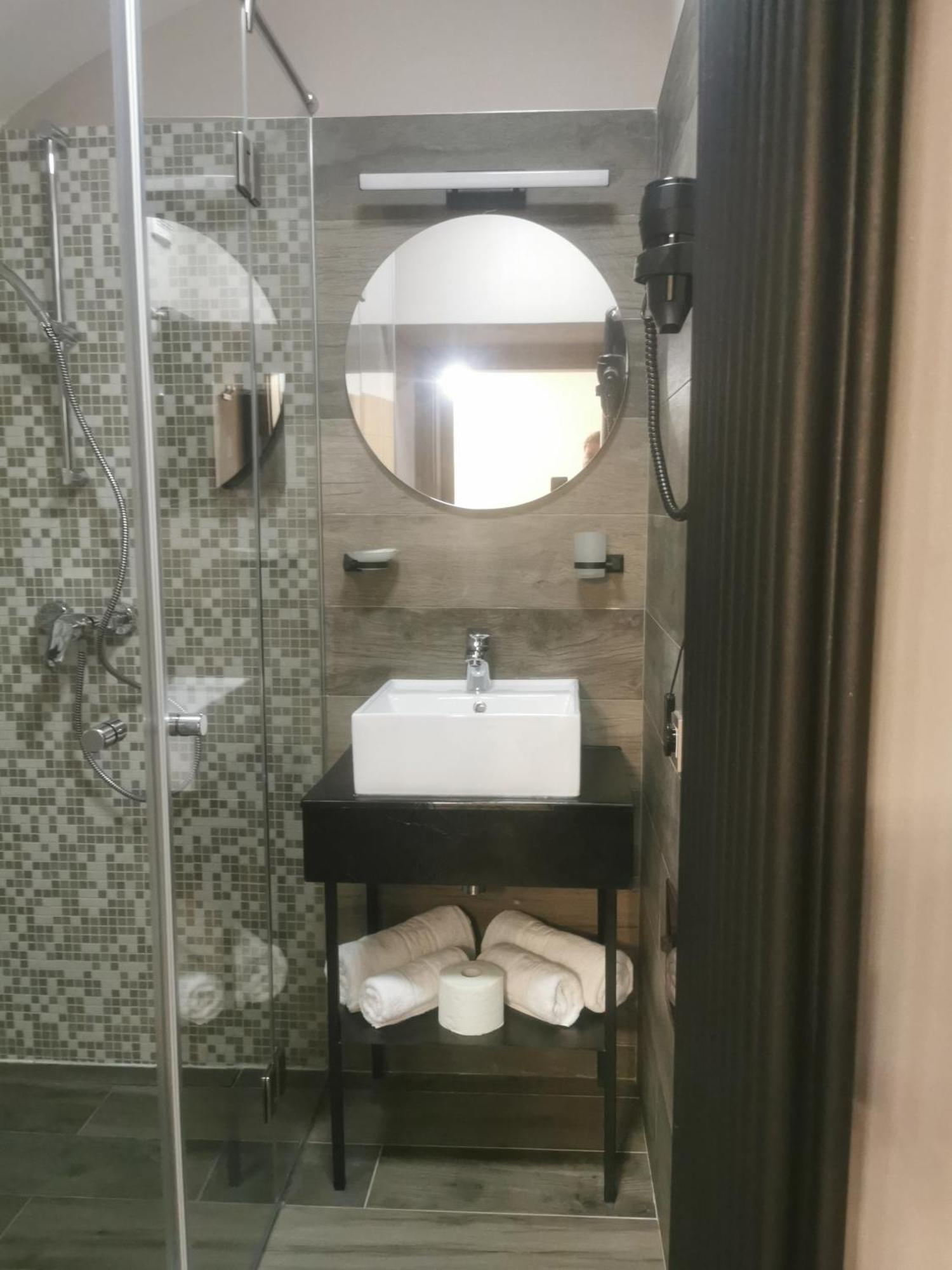 Trend Residence Brasov Ngoại thất bức ảnh