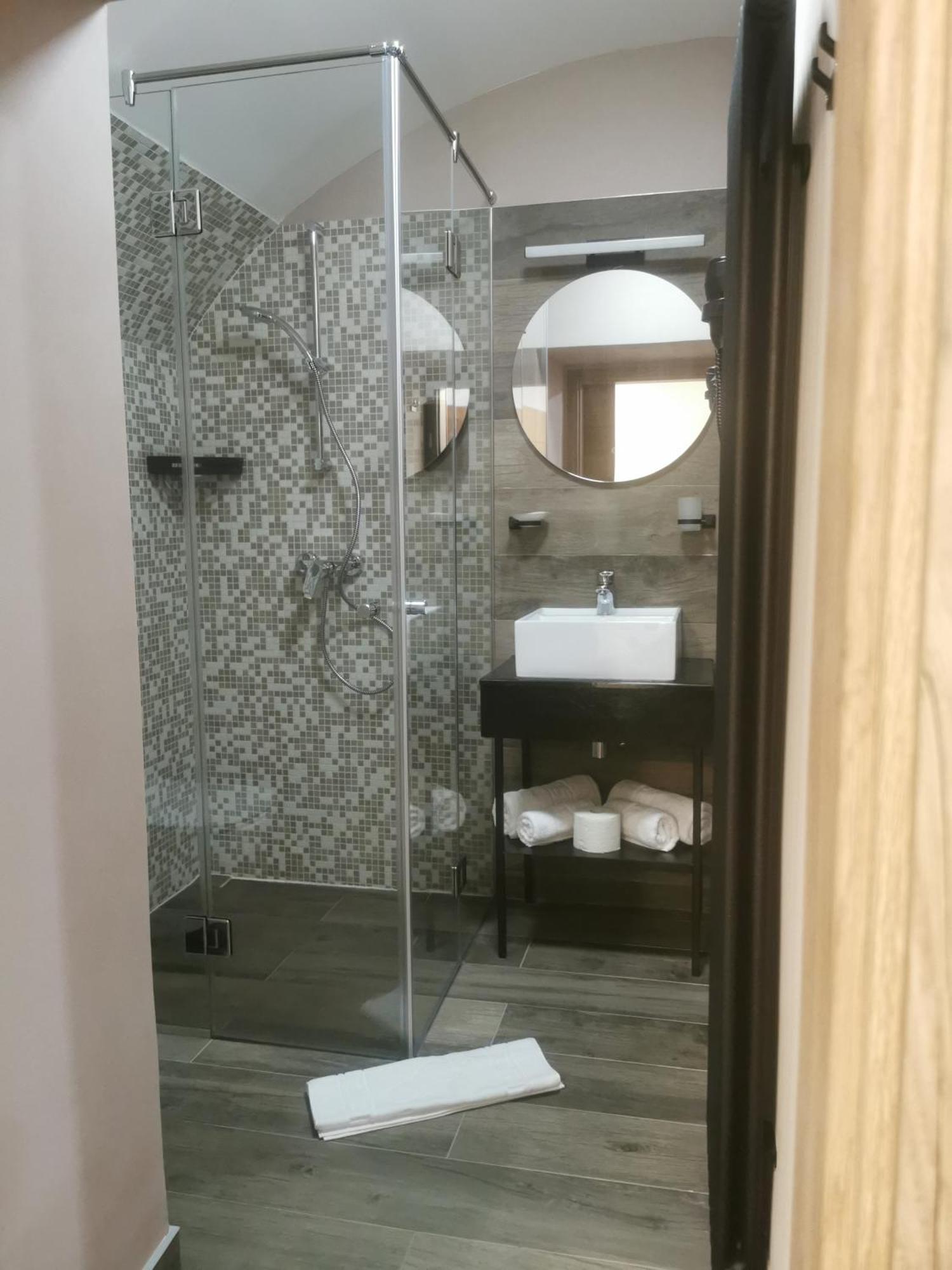 Trend Residence Brasov Ngoại thất bức ảnh